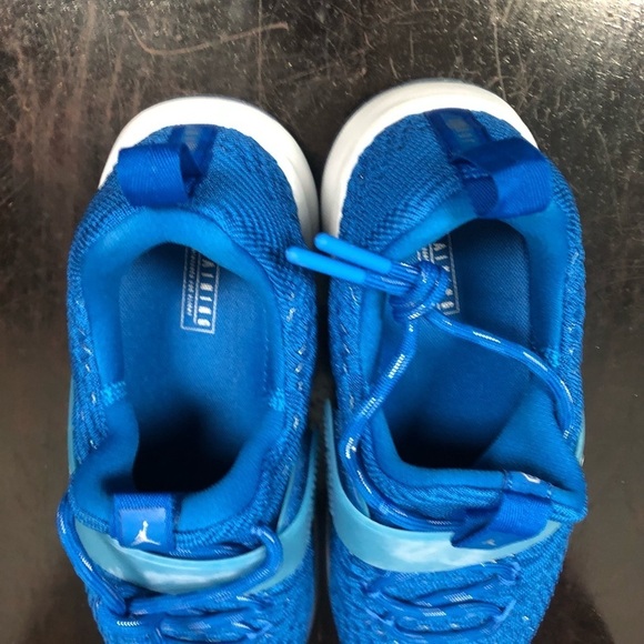 Sz 9 Jordan Trainer 2 Flyknit in the \